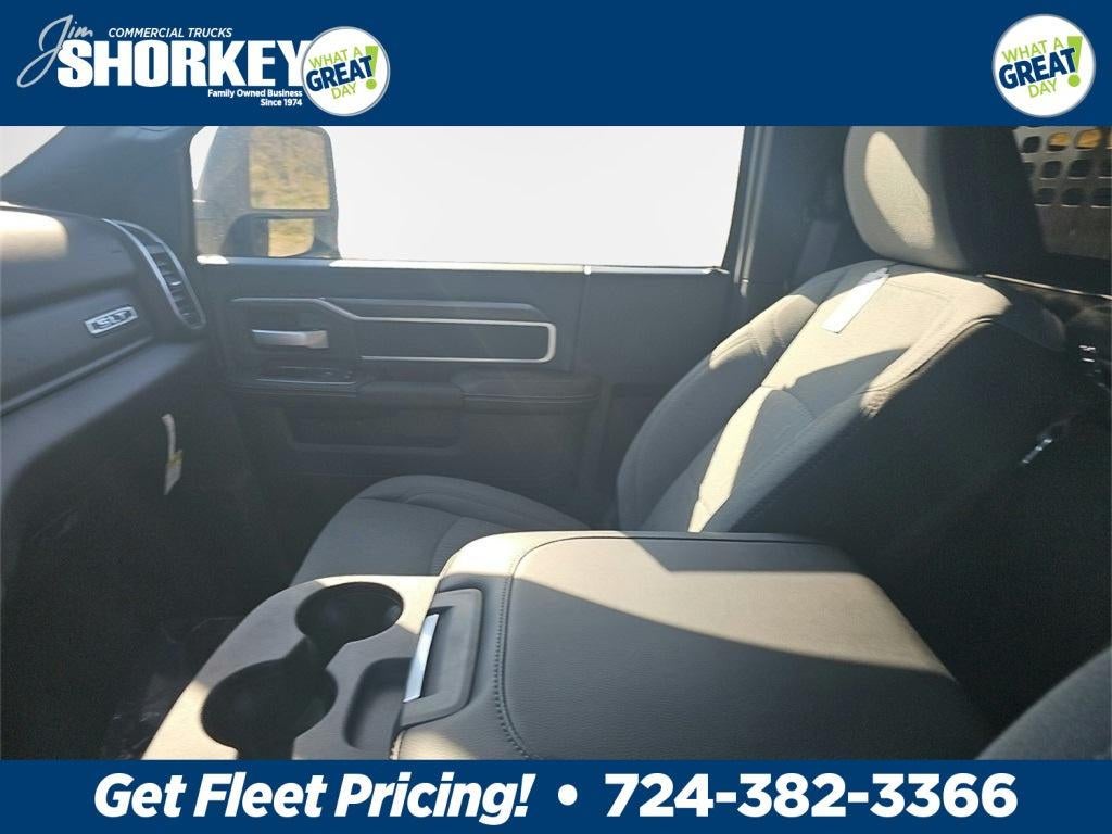 2024 RAM 5500 SLT 4x4 / 6.7L Diesel / 16' Stake Bed