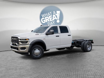 2027 RAM 5500 Tradesman DRW 4x4 / 6.7L Diesel / 60" CA Chassis