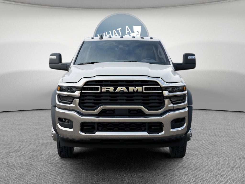 2027 RAM 5500 Tradesman DRW 4x4 / 6.7L Diesel / 60" CA Chassis