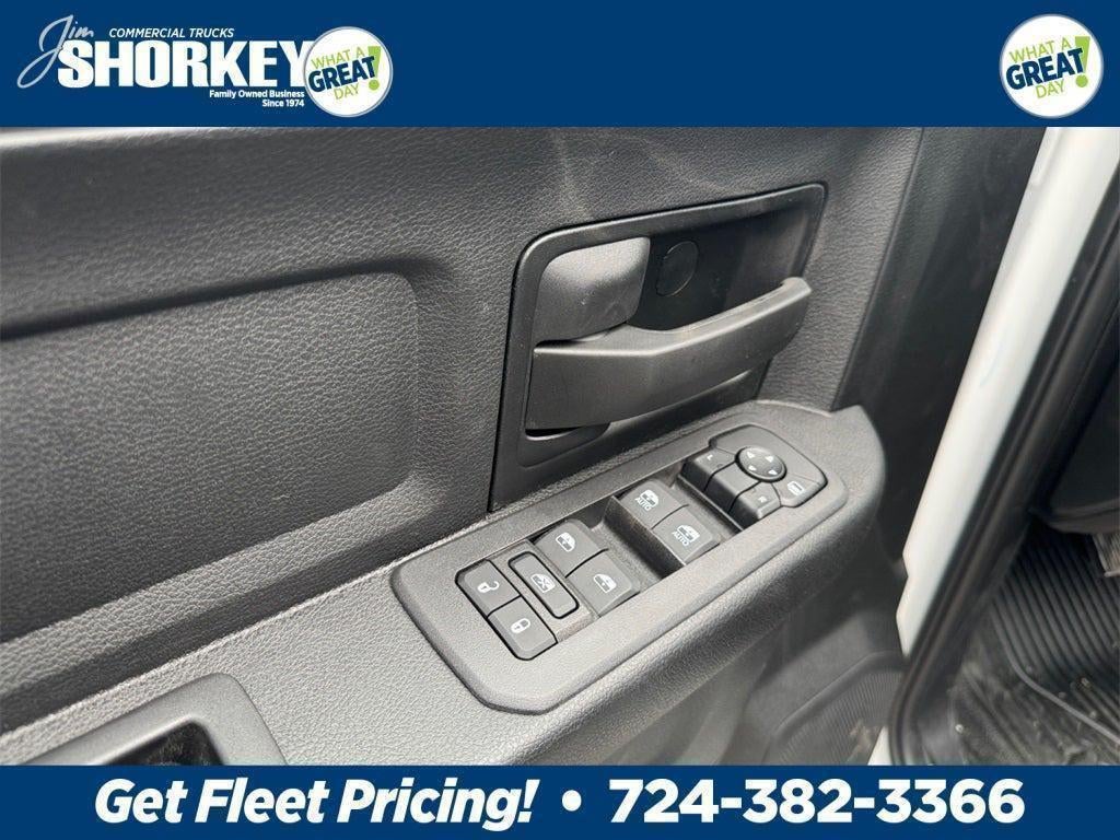 2026 RAM 5500 Tradesman DRW 4x4 / 6.7L Diesel / 11' Service Body