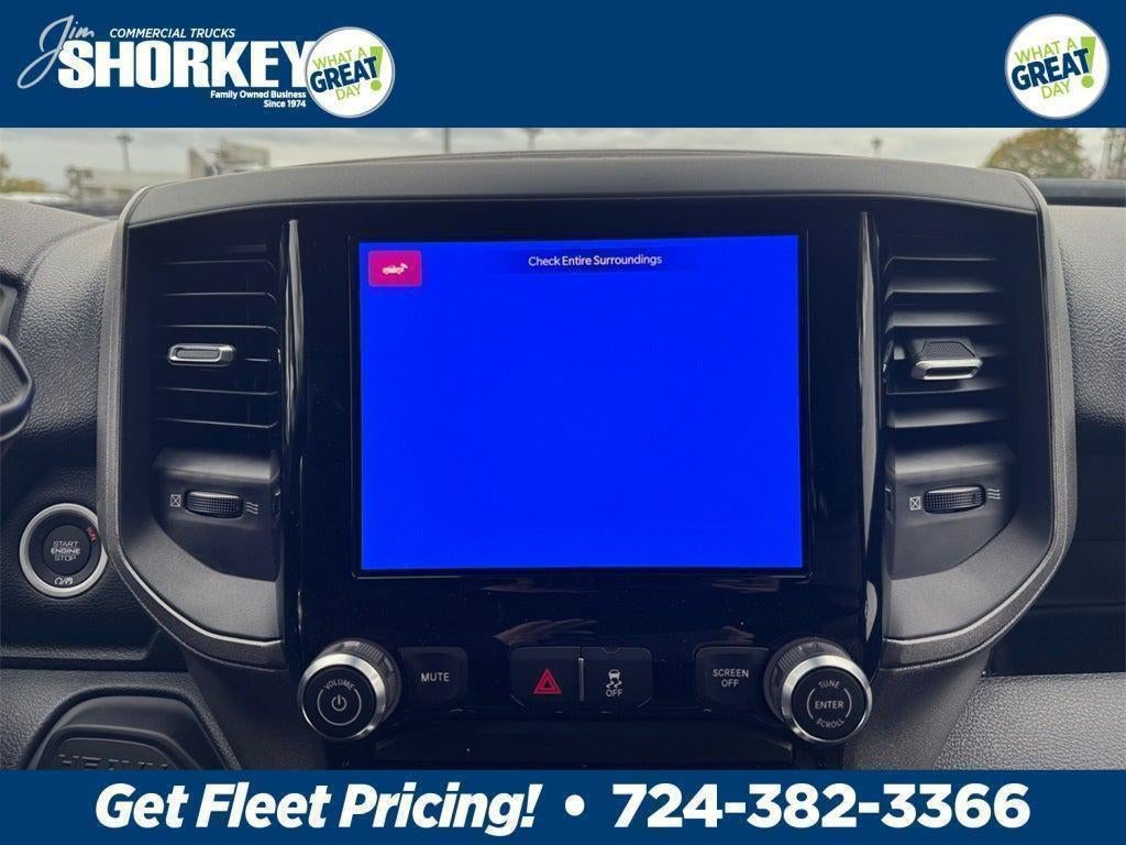 2026 RAM 5500 Tradesman DRW 4x4 / 6.7L Diesel / 11' Service Body