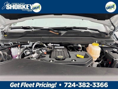 2026 RAM 5500 Tradesman DRW 4x4 / 6.7L Diesel / 11' Service Body