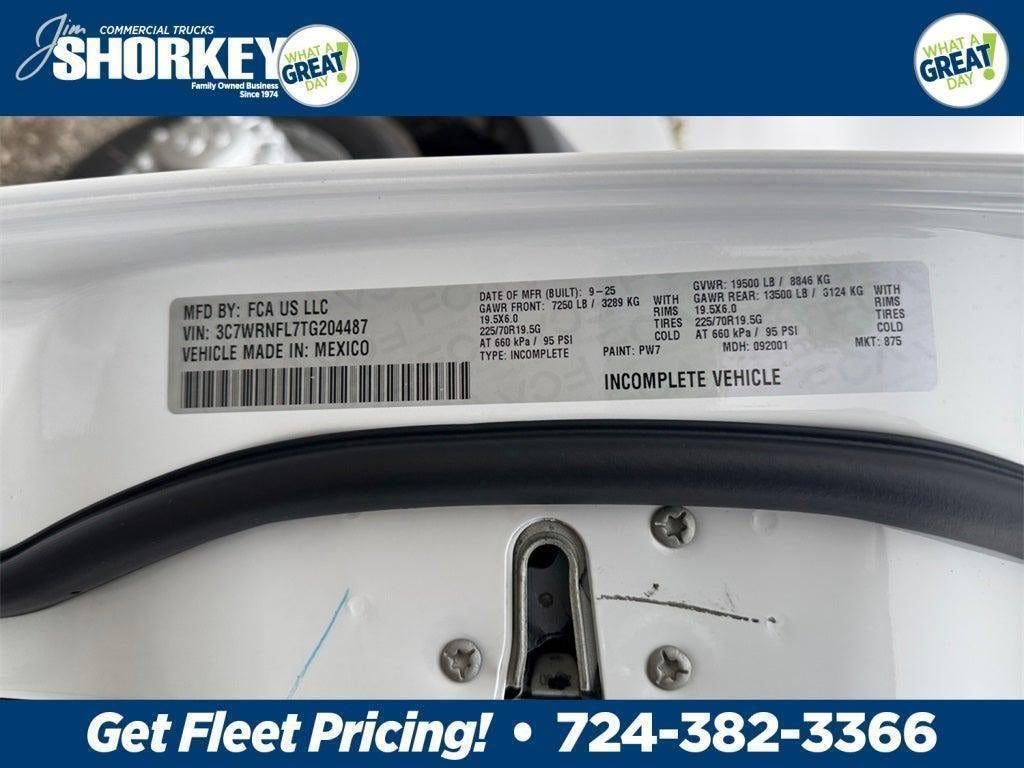 2026 RAM 5500 Tradesman DRW 4x4 / 6.7L Diesel / 11' Service Body