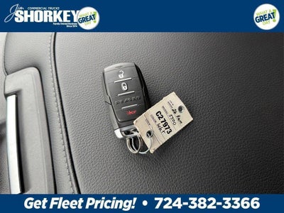 2026 RAM 5500 Tradesman DRW 4x4 / 6.7L Diesel / 11' Service Body