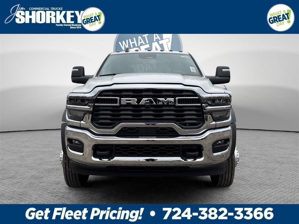 2026 RAM 5500 Tradesman DRW 4x4 / 6.7L Diesel / 11' Service Body