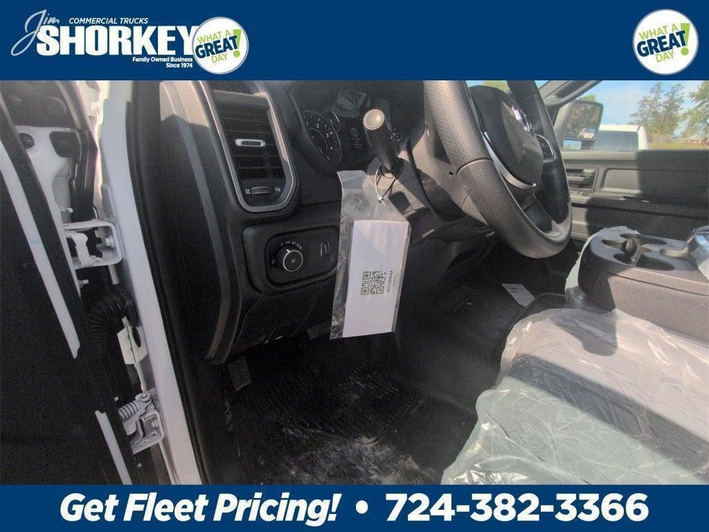 2026 RAM 5500 Tradesman DRW 4x4 / 6.7L Diesel / 11' Aluminum Flatbed