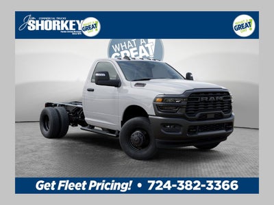 2026 RAM 3500 Tradesman DRW 4x4 / 6.4L V8 / 60" CA Chassis