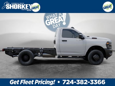 2026 RAM 3500 Tradesman DRW 4x4 / 6.4L V8 / 60" CA Chassis