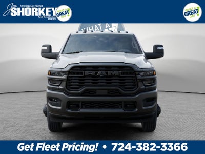 2026 RAM 3500 Tradesman DRW 4x4 / 6.4L V8 / 60" CA Chassis