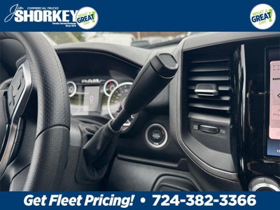 2026 RAM 3500 Tradesman DRW 4x4 / 6.4L Hemi / 60" CA Chassis