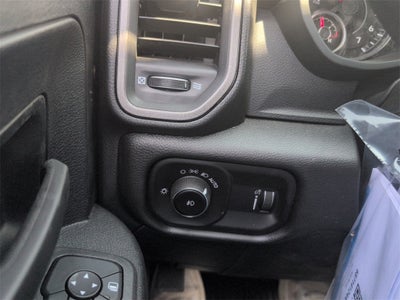 2025 RAM 3500 Tradesman DRW 4x4 / 6.4L Hemi V8 / 9' Service Body