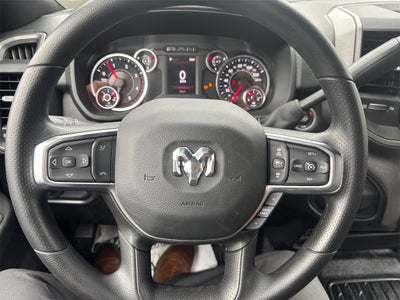 2026 RAM 3500 Tradesman DRW 4x4 / 6.7L Diesel / 9' Service Body